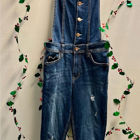 Celebrity Pink Overalls Size Small - Picture 9 of 9